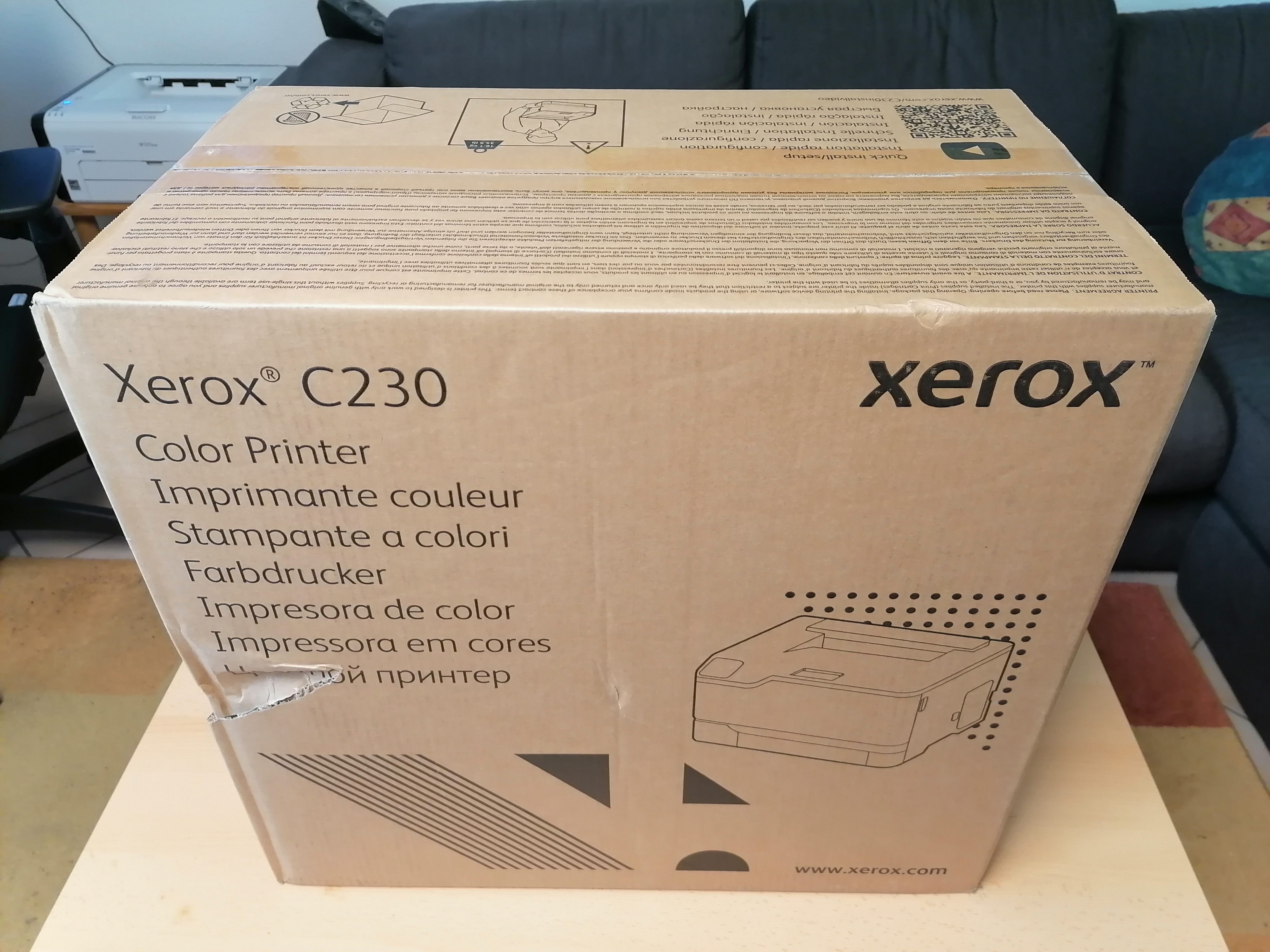 Karton des Xerox C230V_DNI